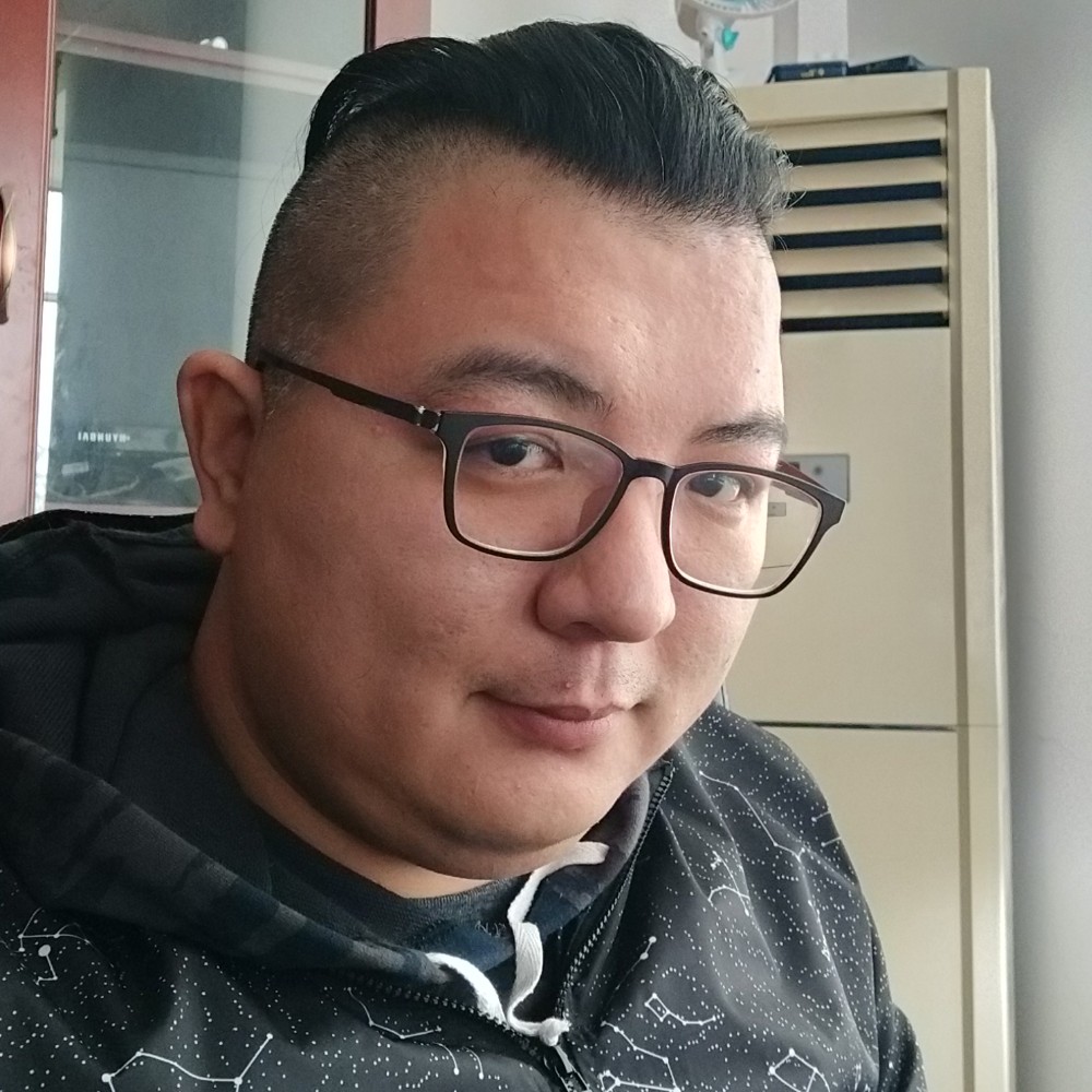 陈韦纲的照片