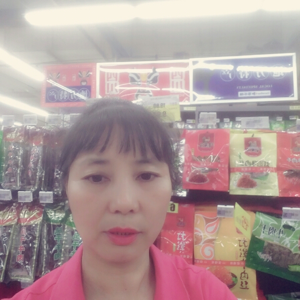 知性回眸小松鼠的照片