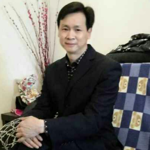 单~狼的照片