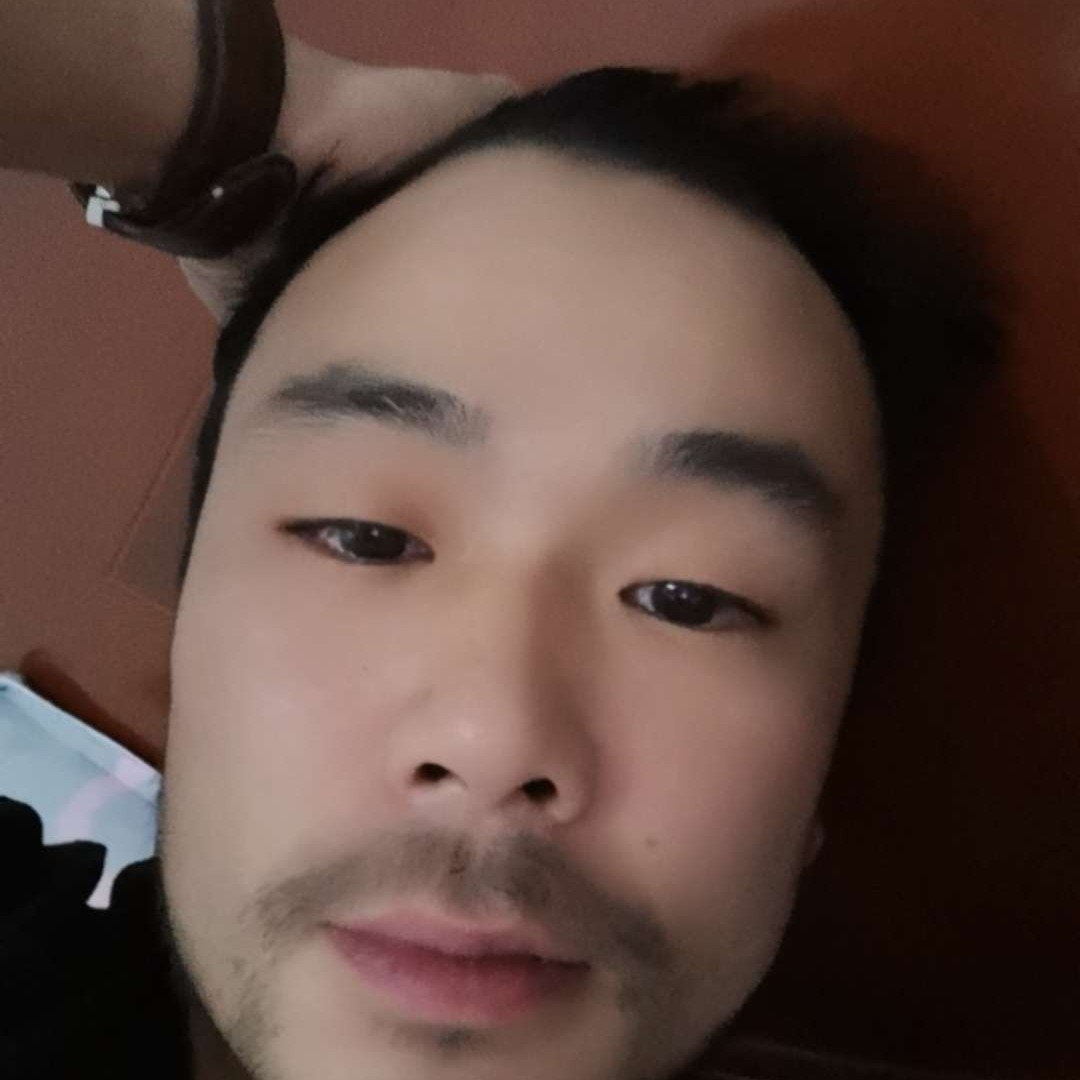 行走的表情包.的照片