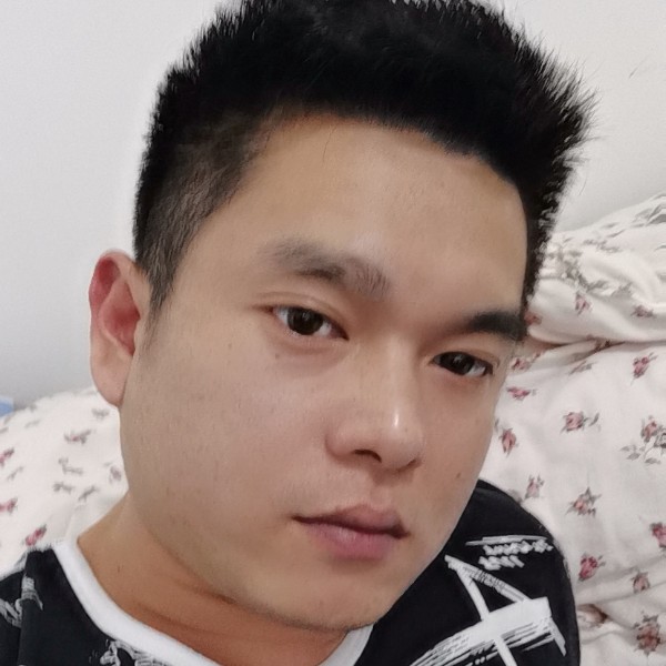 繁荣倾心醉月的照片