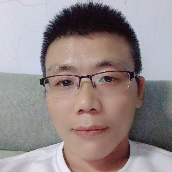 百褶裙风趣的照片