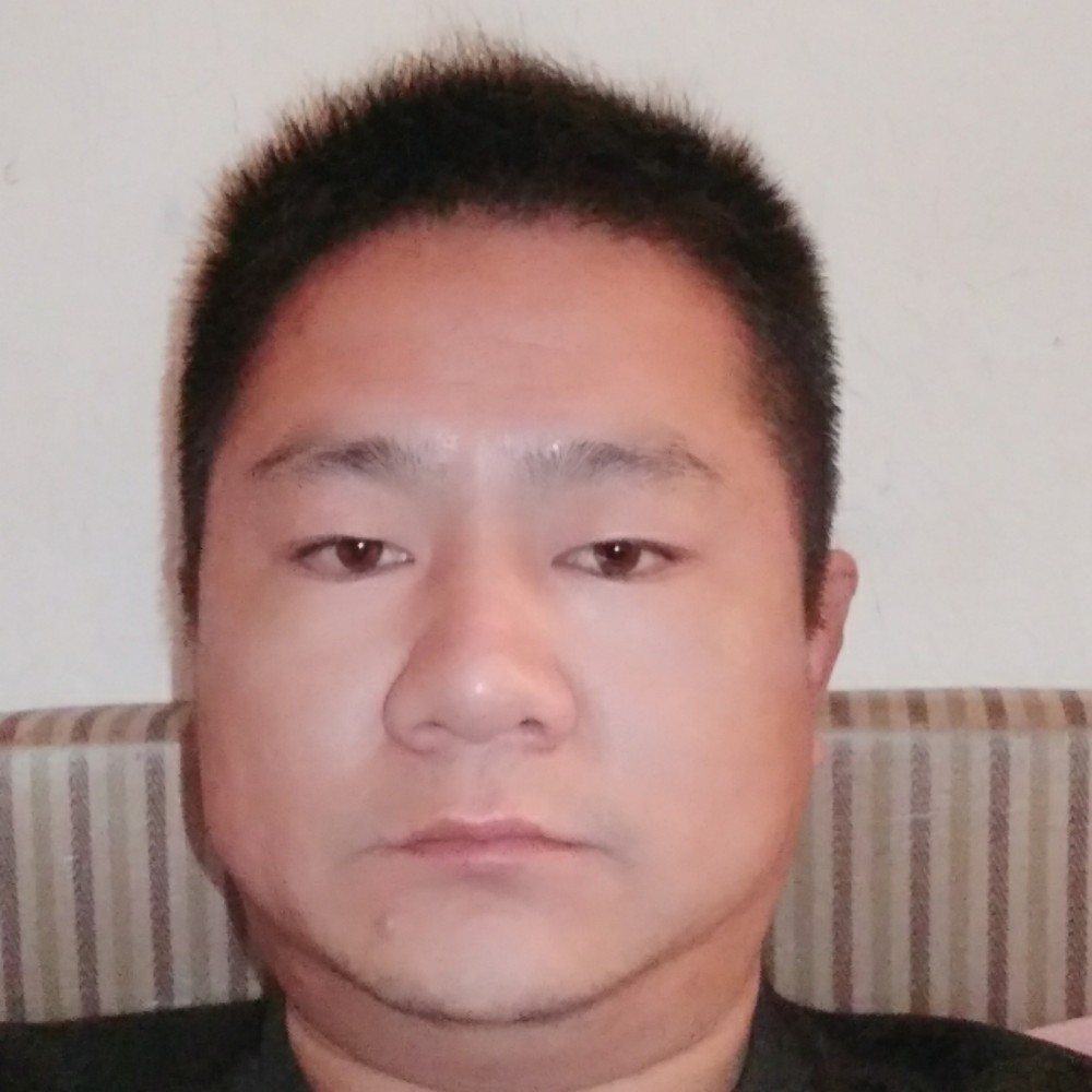 秀发泪了呆萌的照片