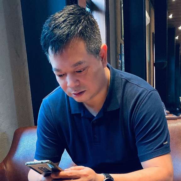 过客漫步怕孤单的照片