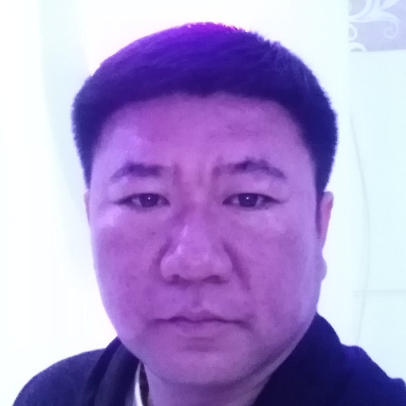 无垠裙子的照片