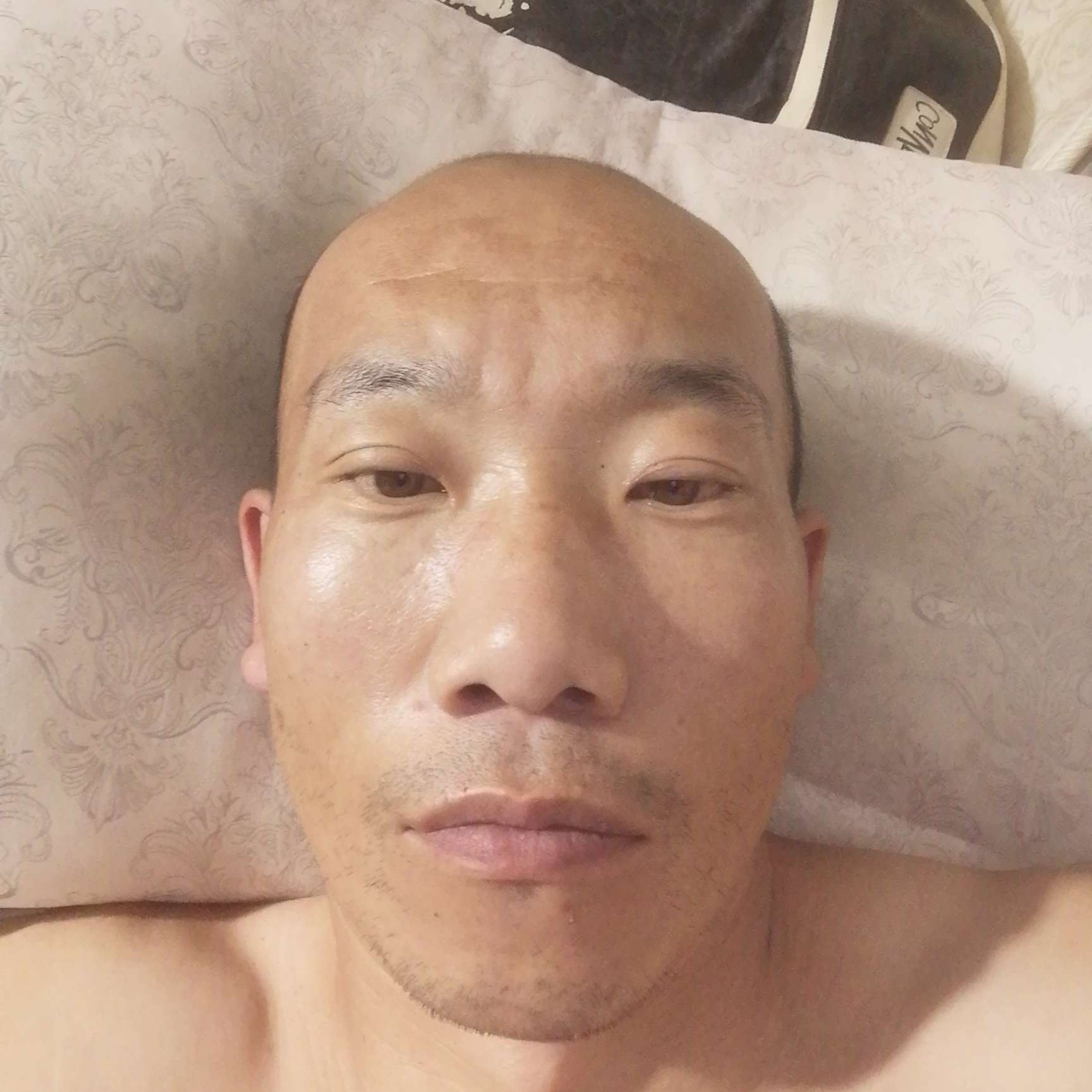 爱到骨子里的人的照片