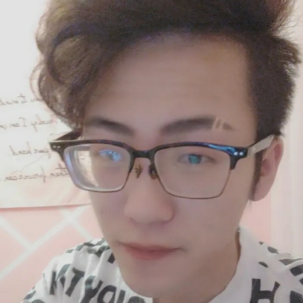 秃了就能变强的照片