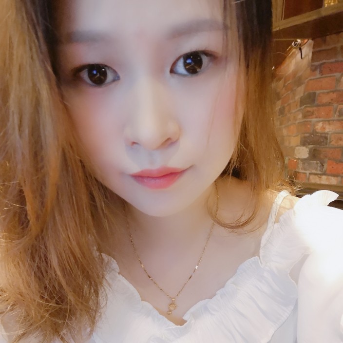温柔迎小白菜的照片