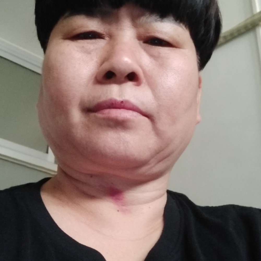 甜甜漫步中心的照片