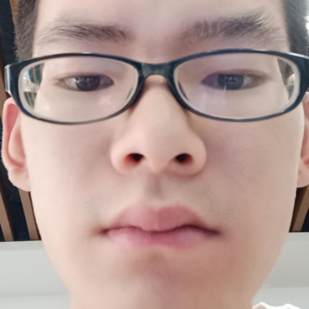 活泼等待店员的照片