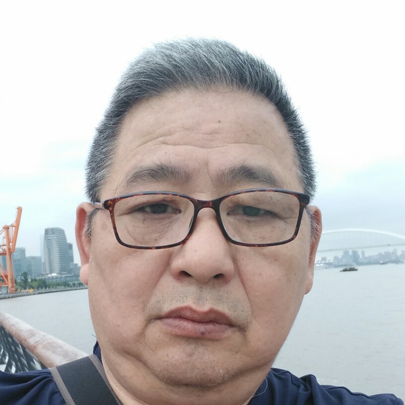 里生的照片
