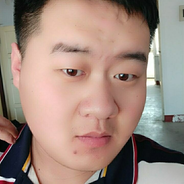 微凉那有魅力的照片