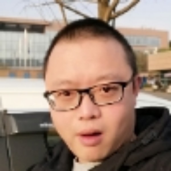 蘩藜迎碧蓝的照片