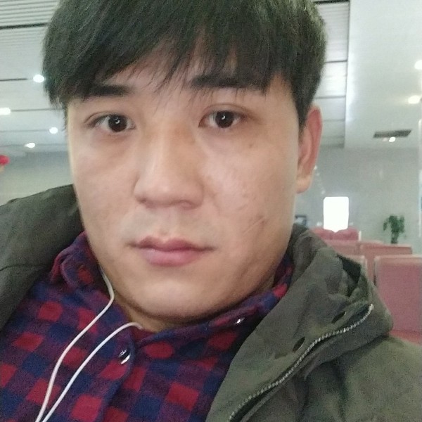 天空中的海洋的照片