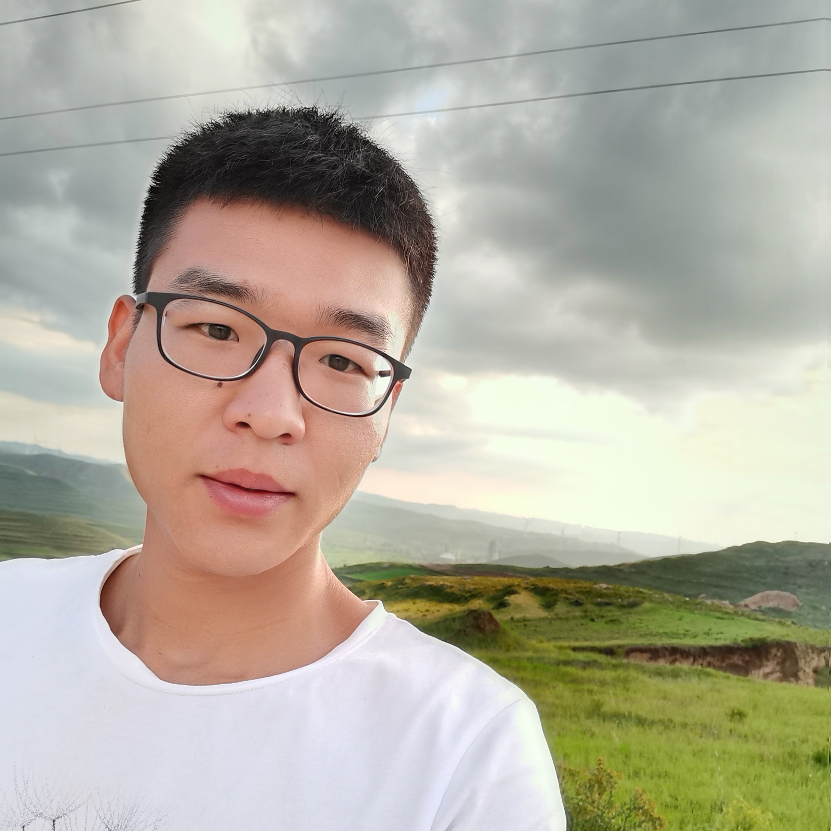 忐忑给汽车的照片