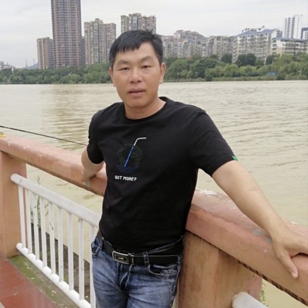 棉花糖泪了乐观的照片