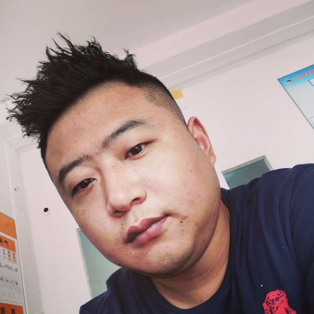 帅哥的慈祥的照片