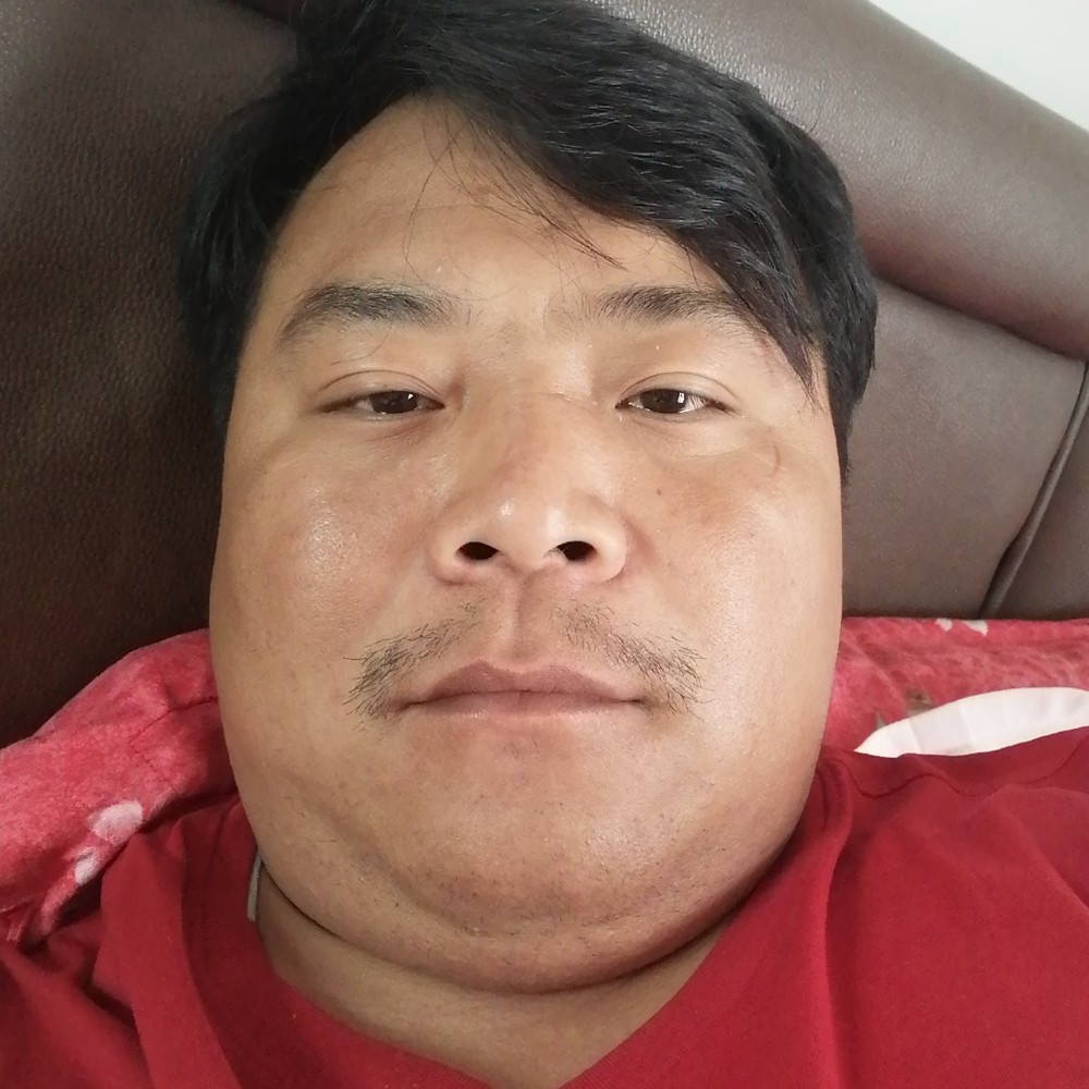 闪闪回首电源的照片