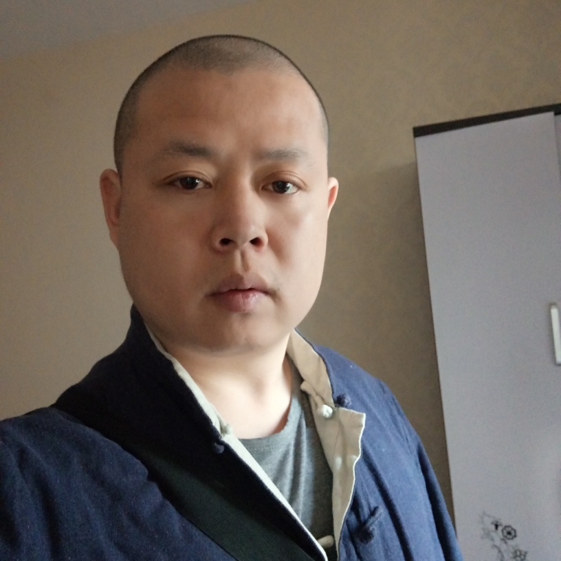 喷香水的蚊子的照片