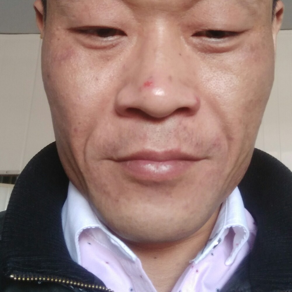 小明玉的照片
