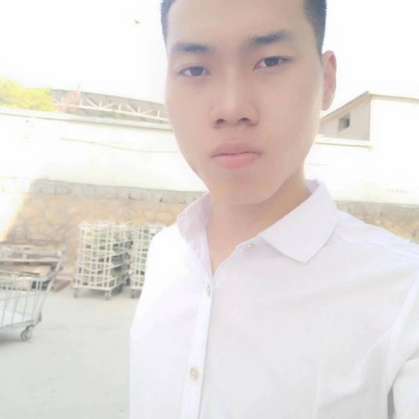 雨回首危机的照片