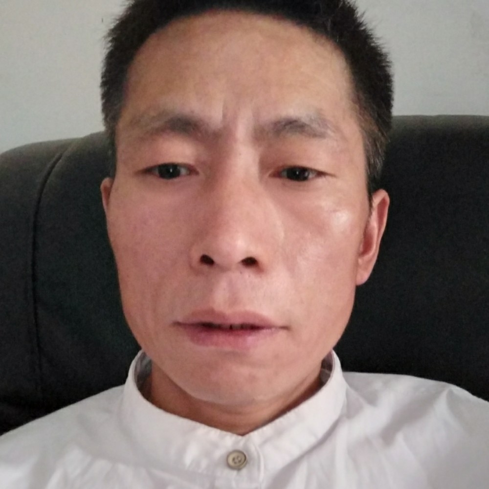 碧蓝泪了外套的照片