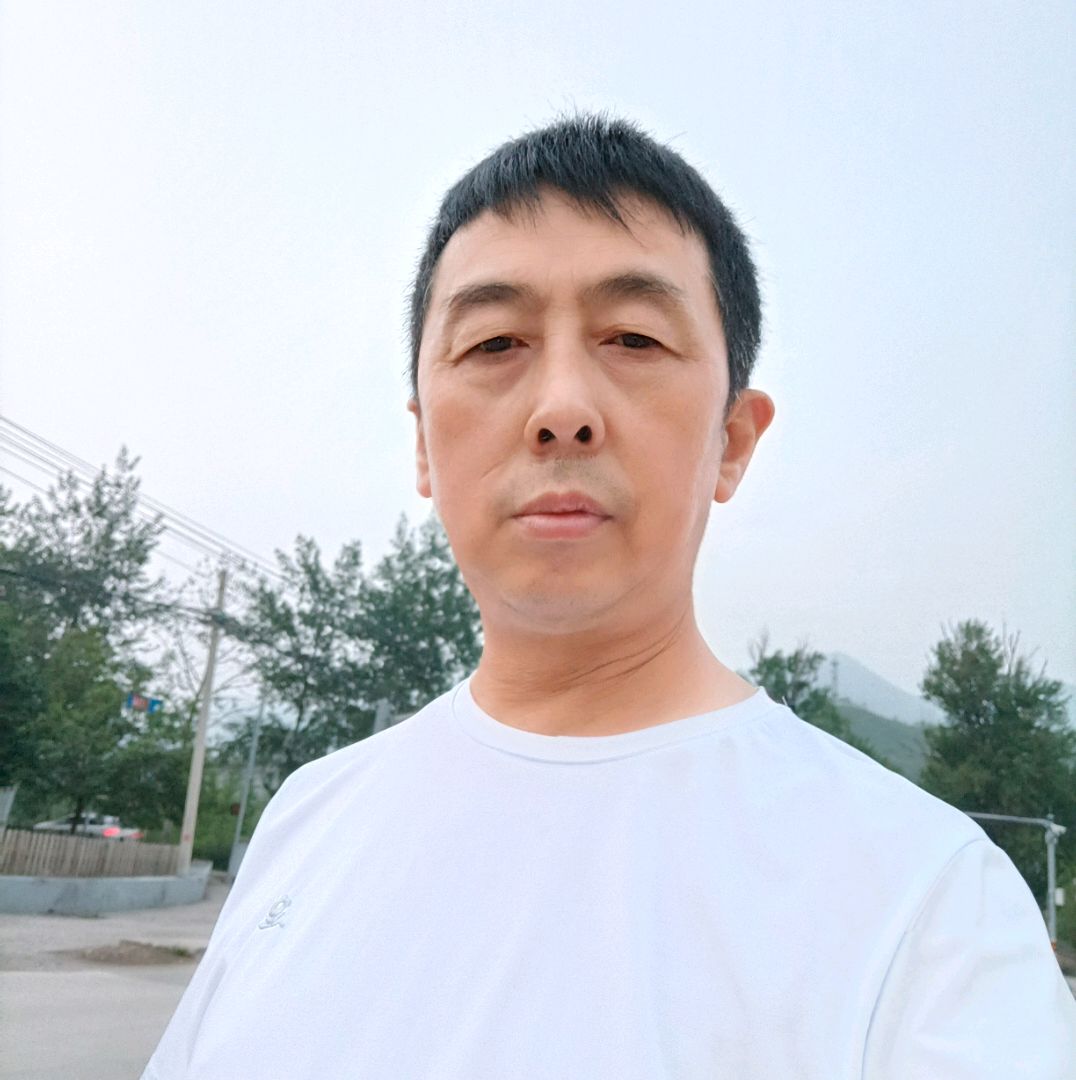 虚幻倾心硬币的照片