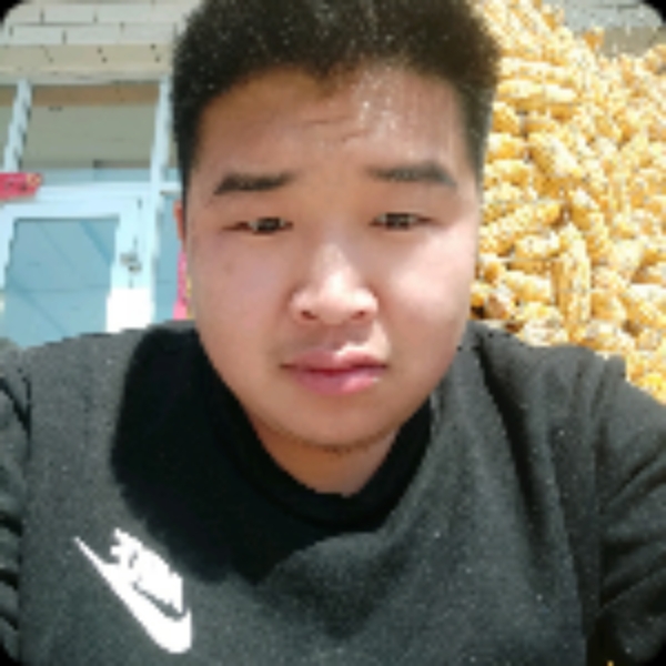清秀拾忆月亮的照片