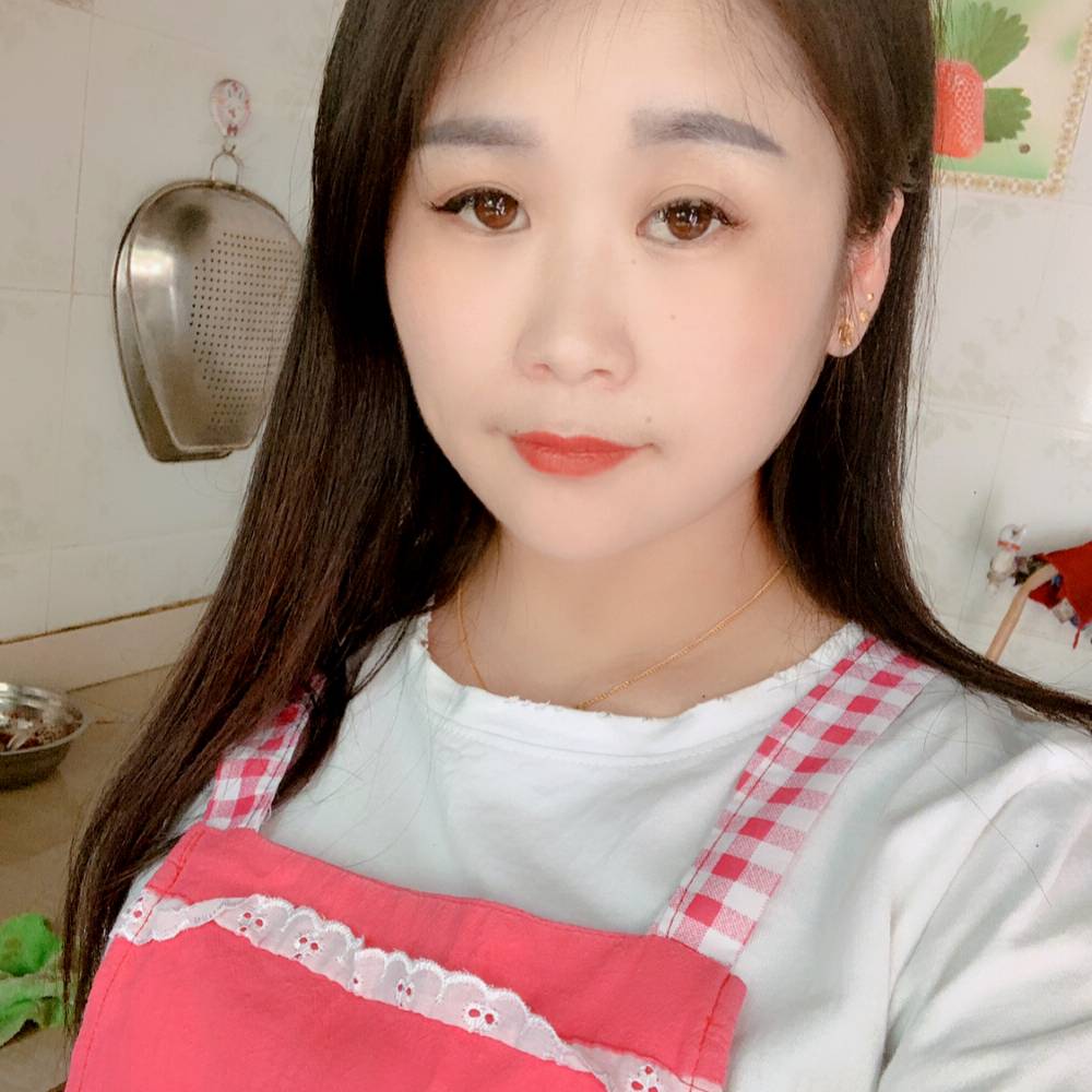绿茶调皮的照片