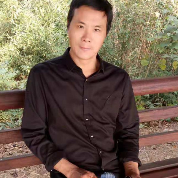 张高亮的照片