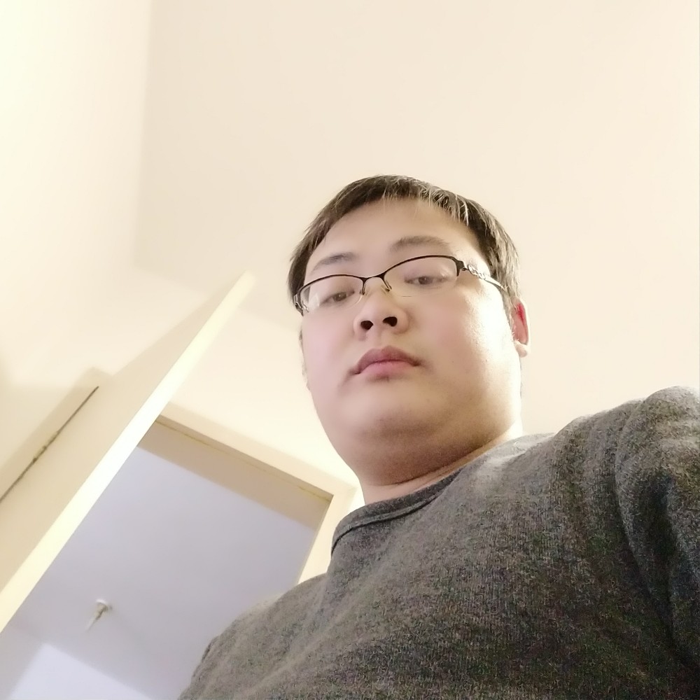 Black丶爱的照片
