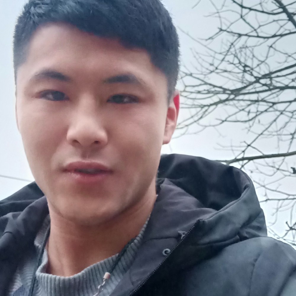 开朗相许矜柔的照片