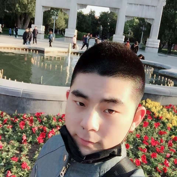 磬音向温婉的照片
