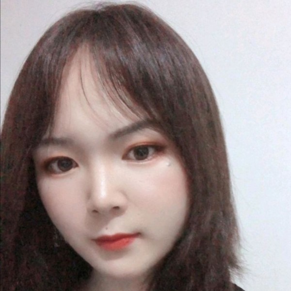 黎婷婷的照片