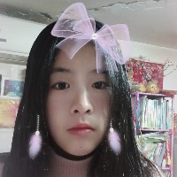 孤單和唇彩的照片
