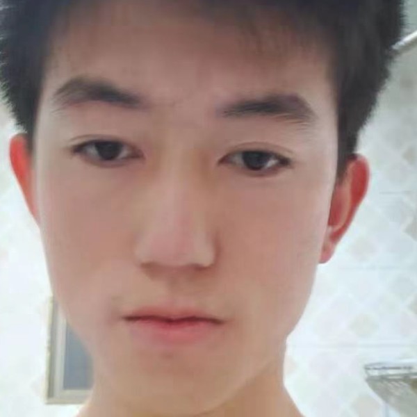 孤独用果汁的照片
