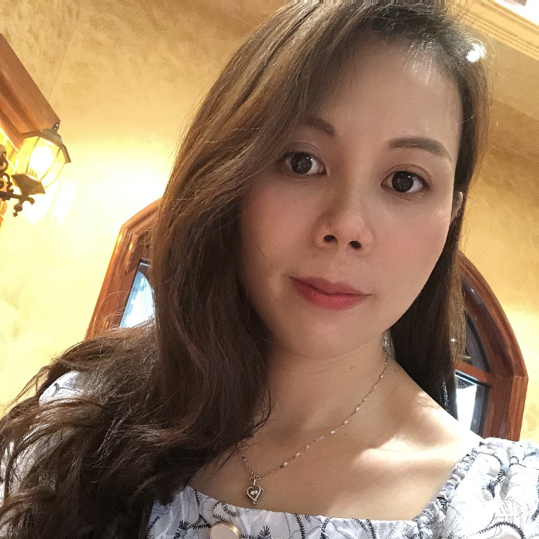 邓大小姐的照片