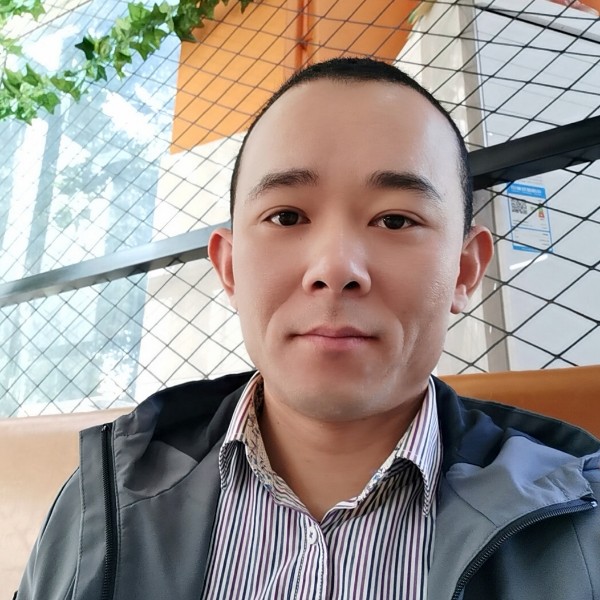 凌 空的照片