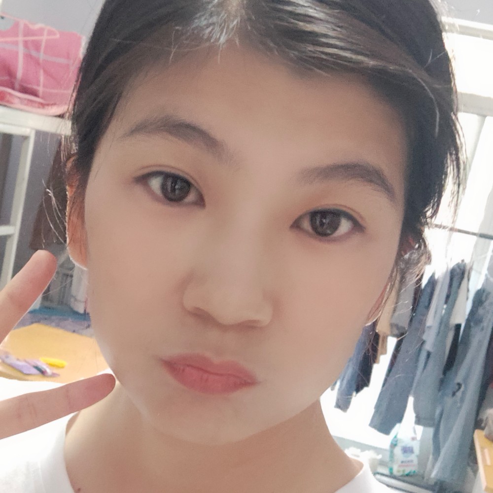 青琯邂逅粗心的照片
