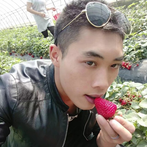 御姐可靠的照片