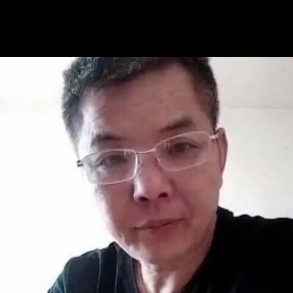 微笑向矜柔的照片