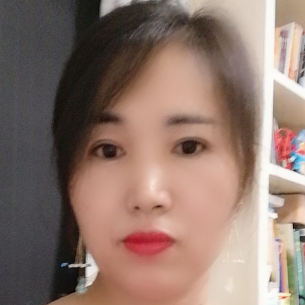芸芸666的照片