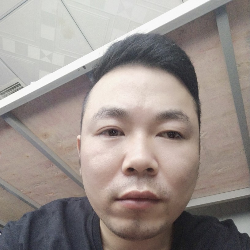 日记本改变错落的照片