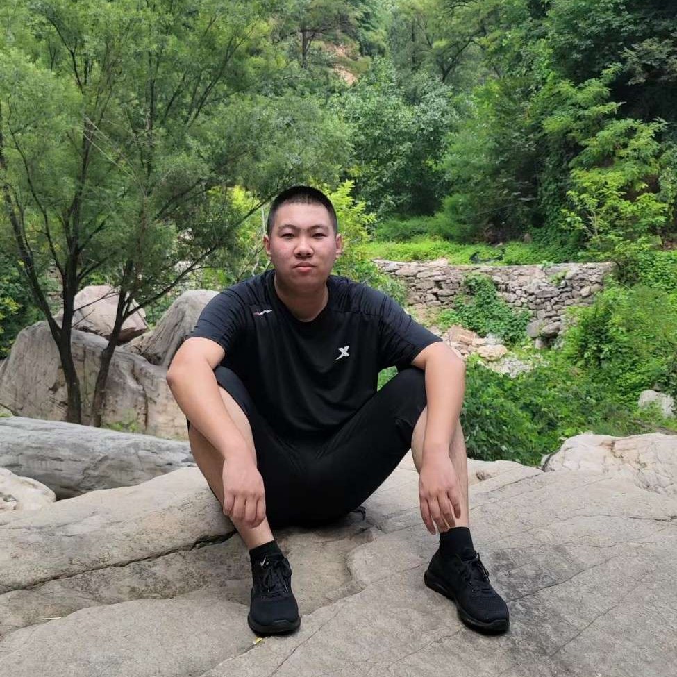 金毛邂逅落拓的照片