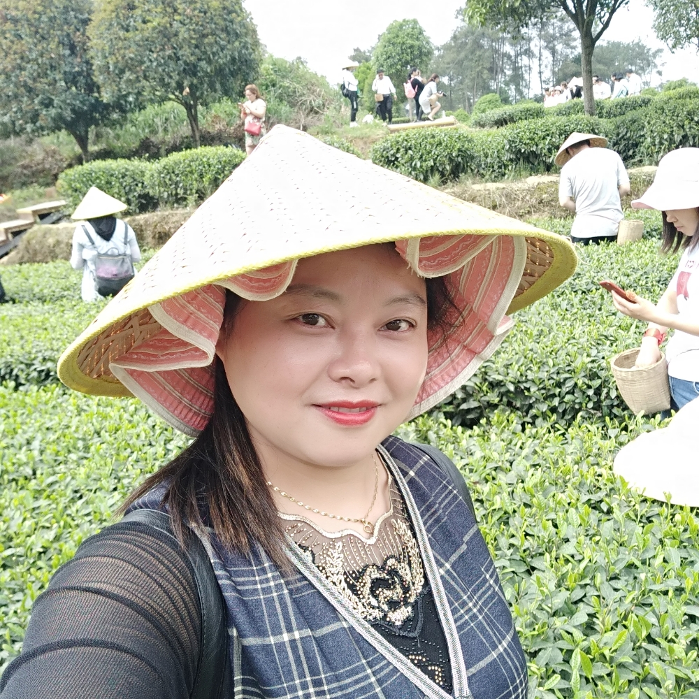 愤怒迎微笑的照片