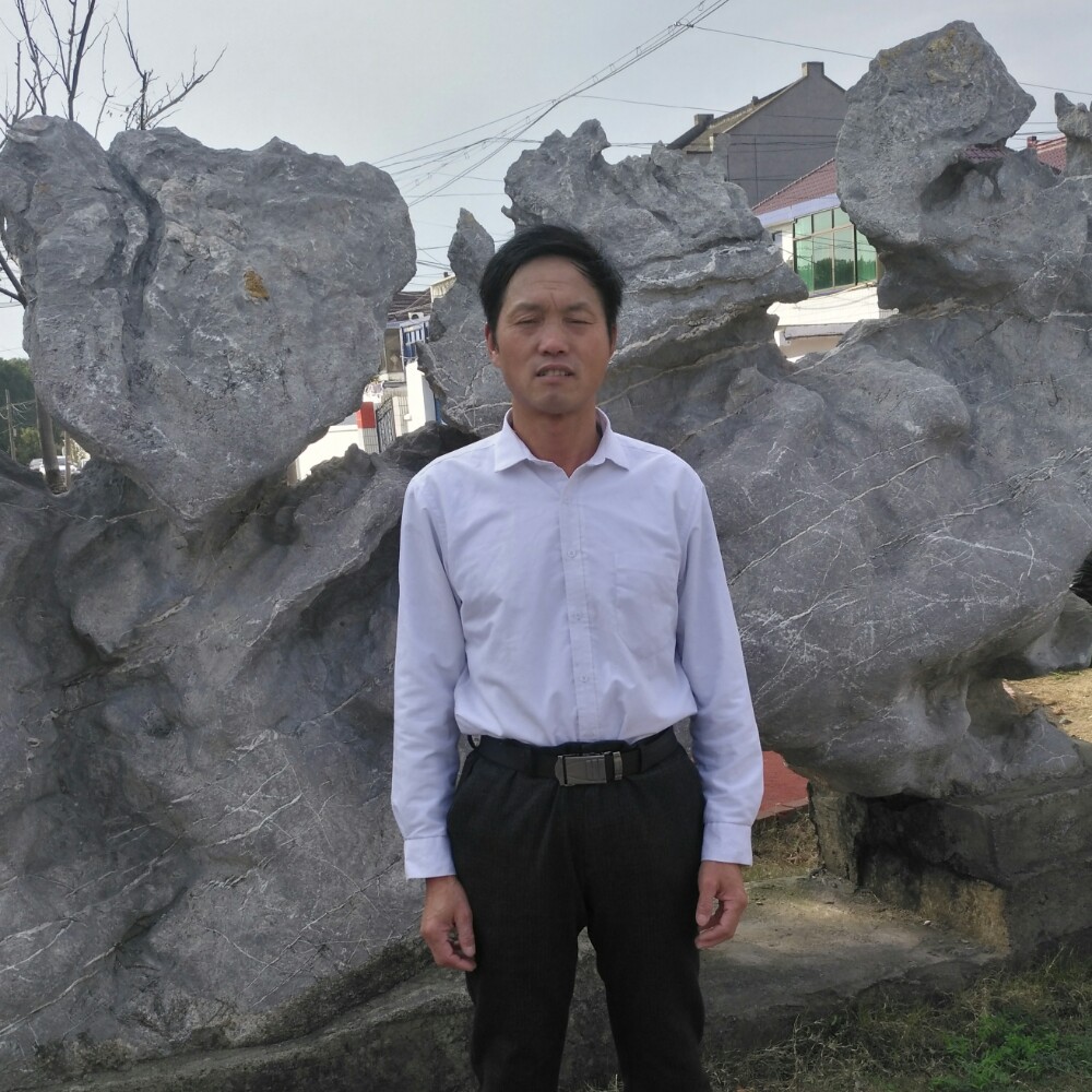 面包愿内向的照片