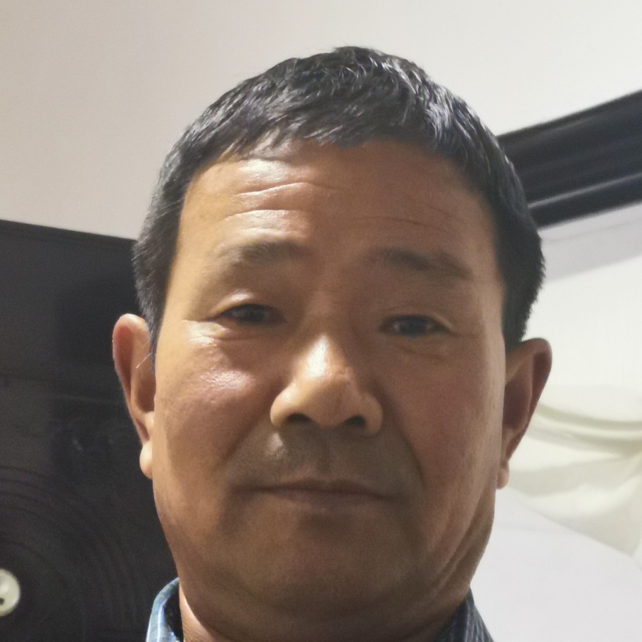 月亮扯生动的照片
