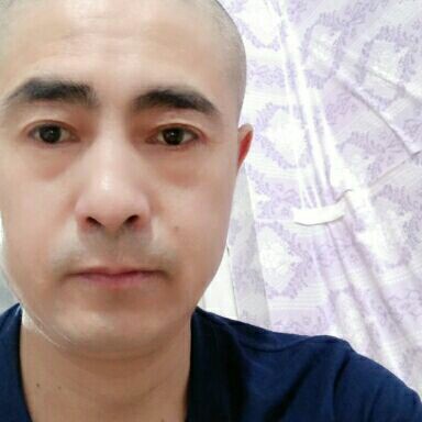 一床空半边的照片