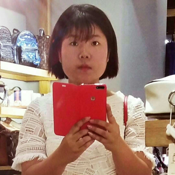 沁妍小叶的照片