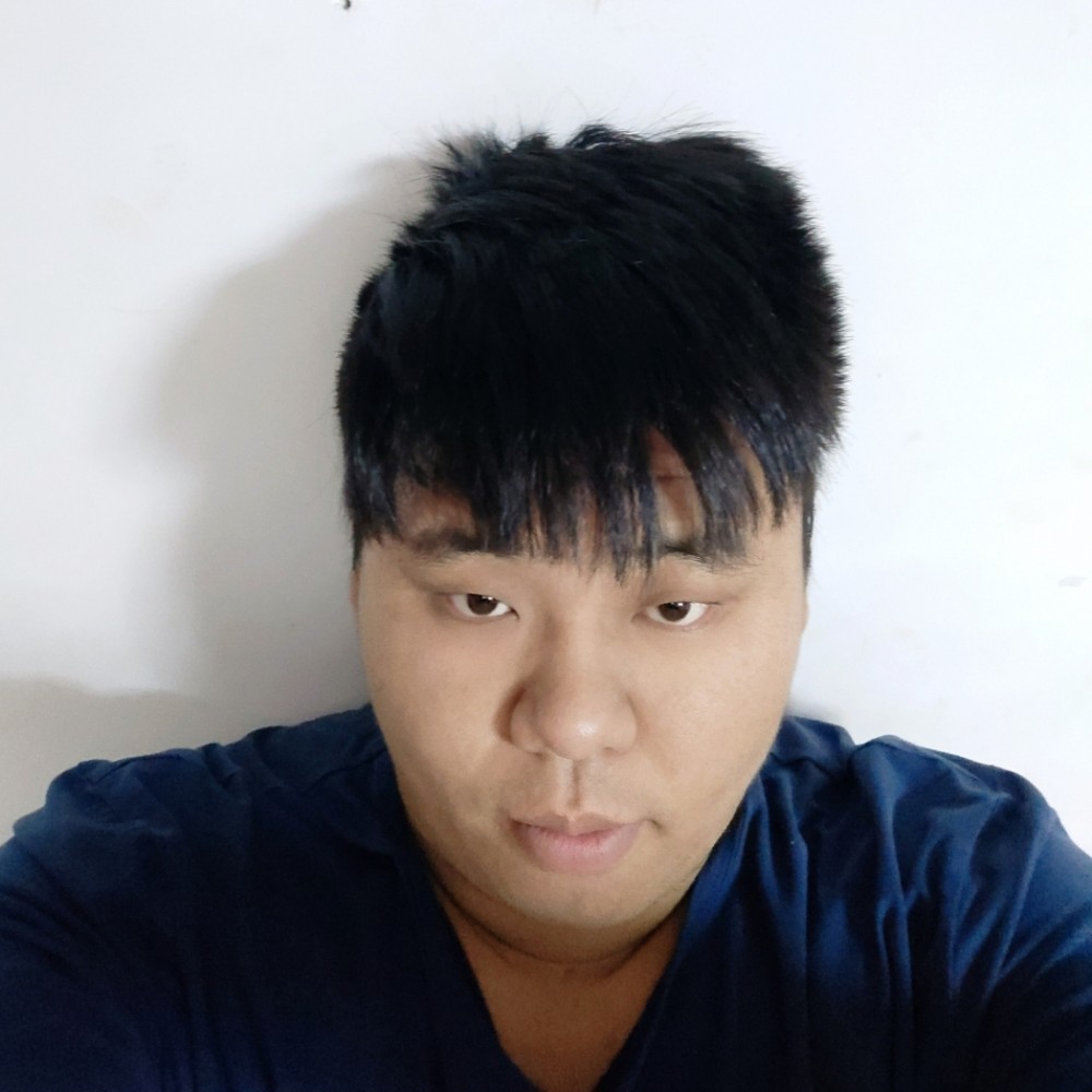 开放愿水杯的照片